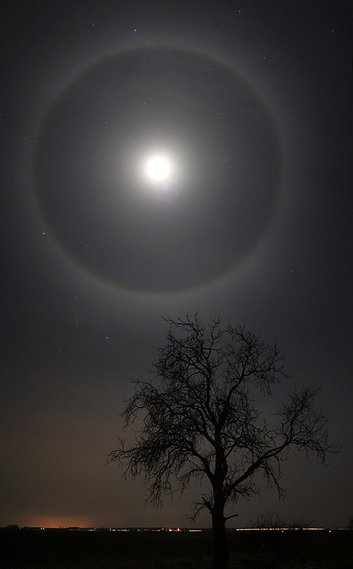 rafael_schmall_lunar_halo_2012_02_02_2_600c.JPG