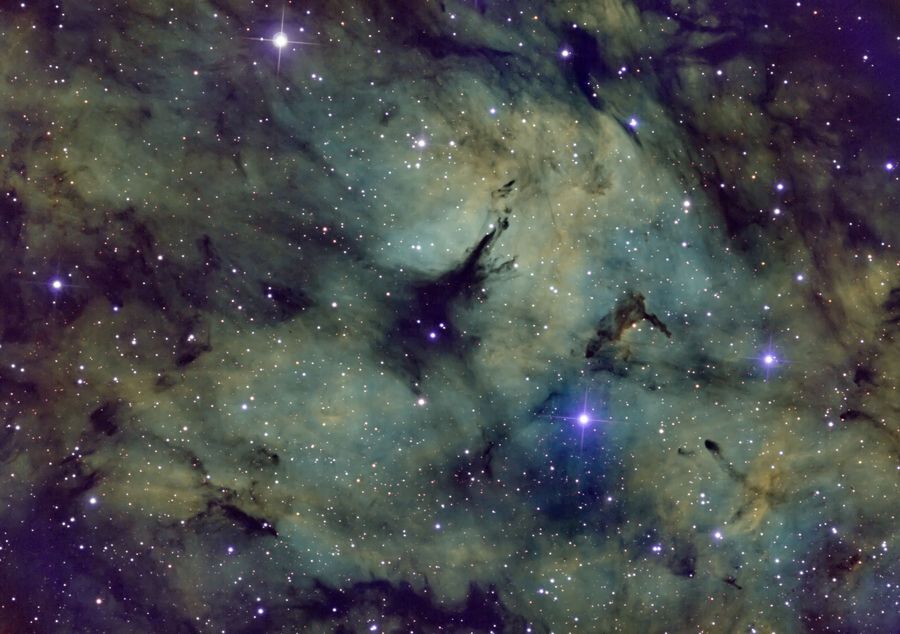 IC1318_L_HSO_PI_ps_1.jpg